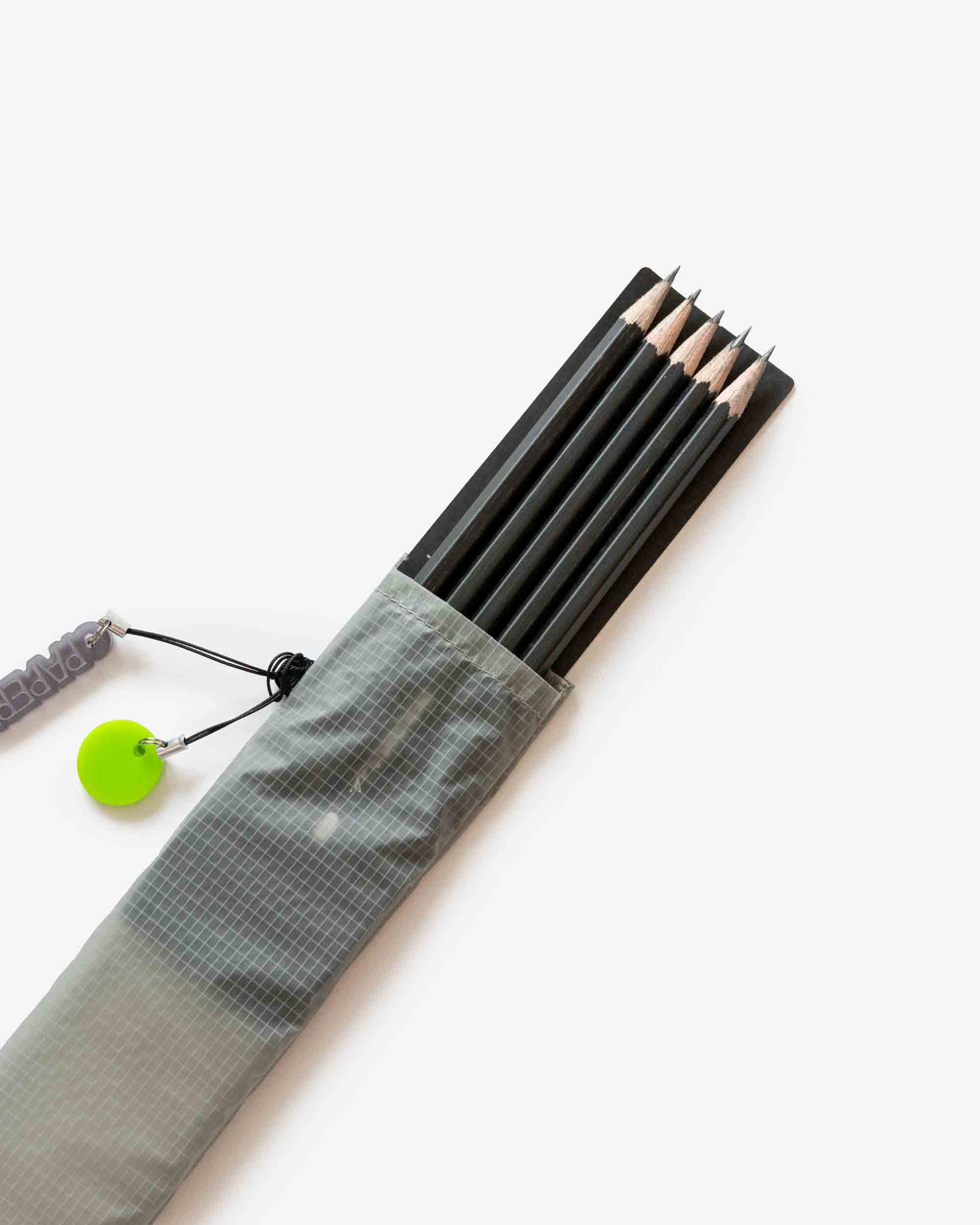 PW8.C - Ultralight Pencil Case & Pencils